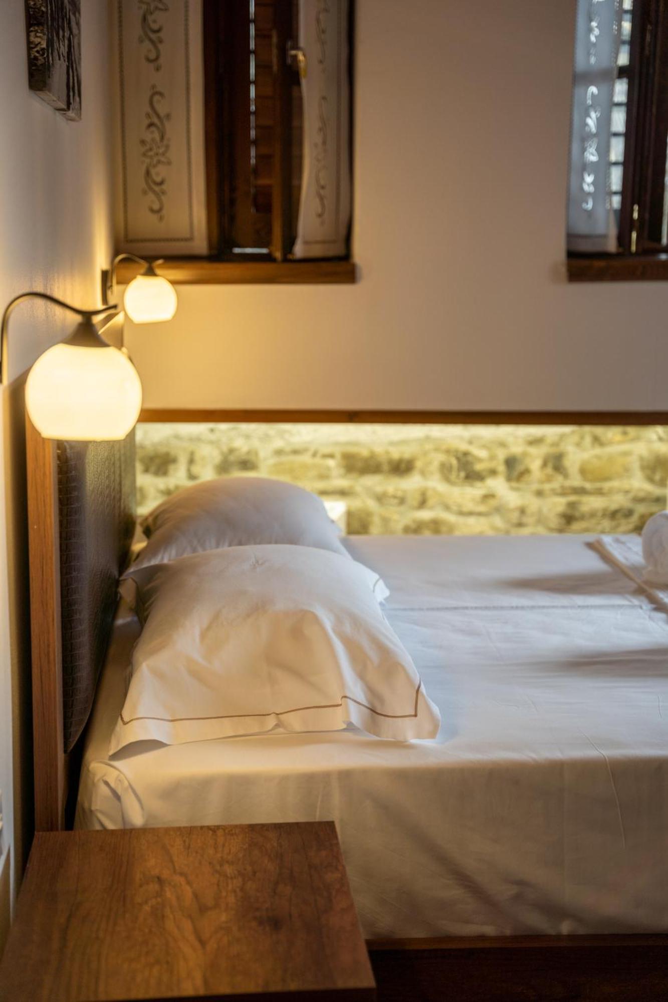 Hotel Kapllani Berat Habitación foto