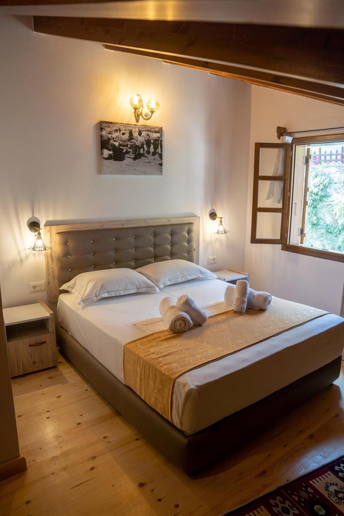Hotel Kapllani Berat Habitación foto